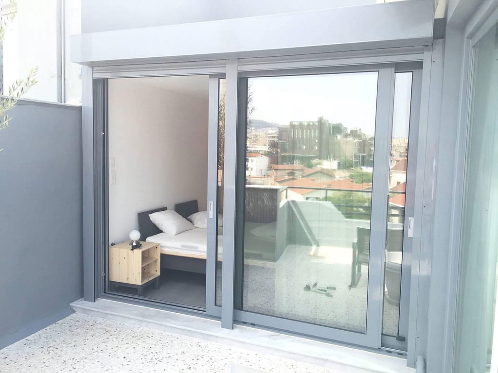 Koufomata Alouminiou Se Loft Sto Gkazi (3)