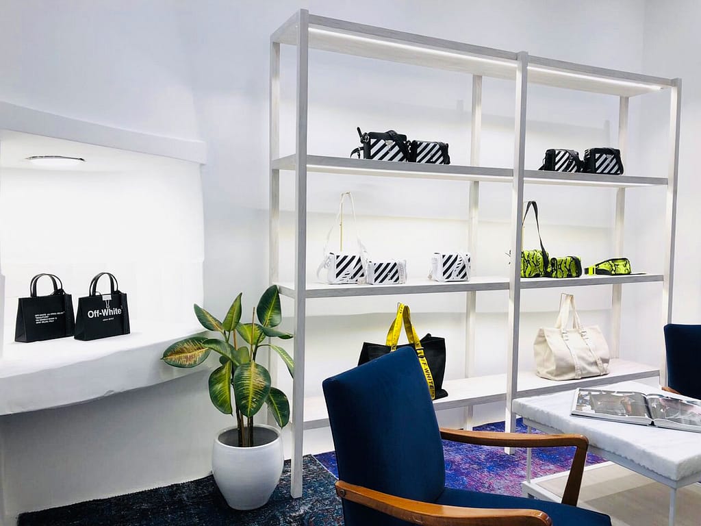 Siderenies Kataskeues Gia Katastima Rouxon Off White Stin Mykono (13)