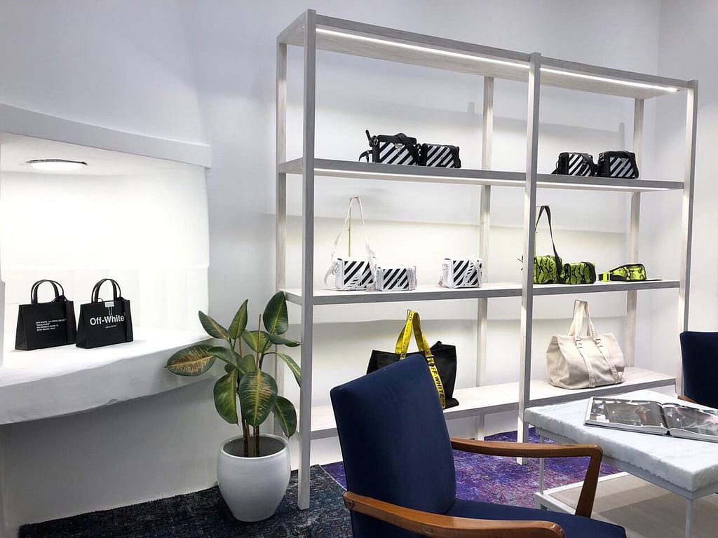 Siderenies Kataskeues Gia Katastima Rouxon Off White Stin Mykono (7)