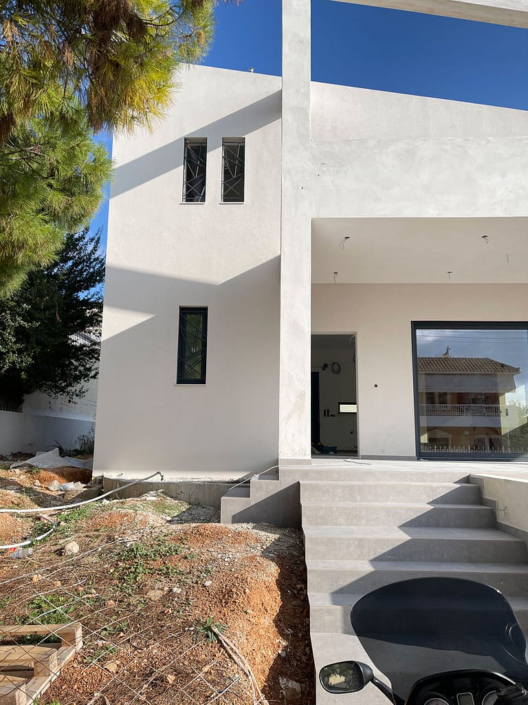 Koufomata Alouminiou Se Monokatoikia Sti Vari (8)