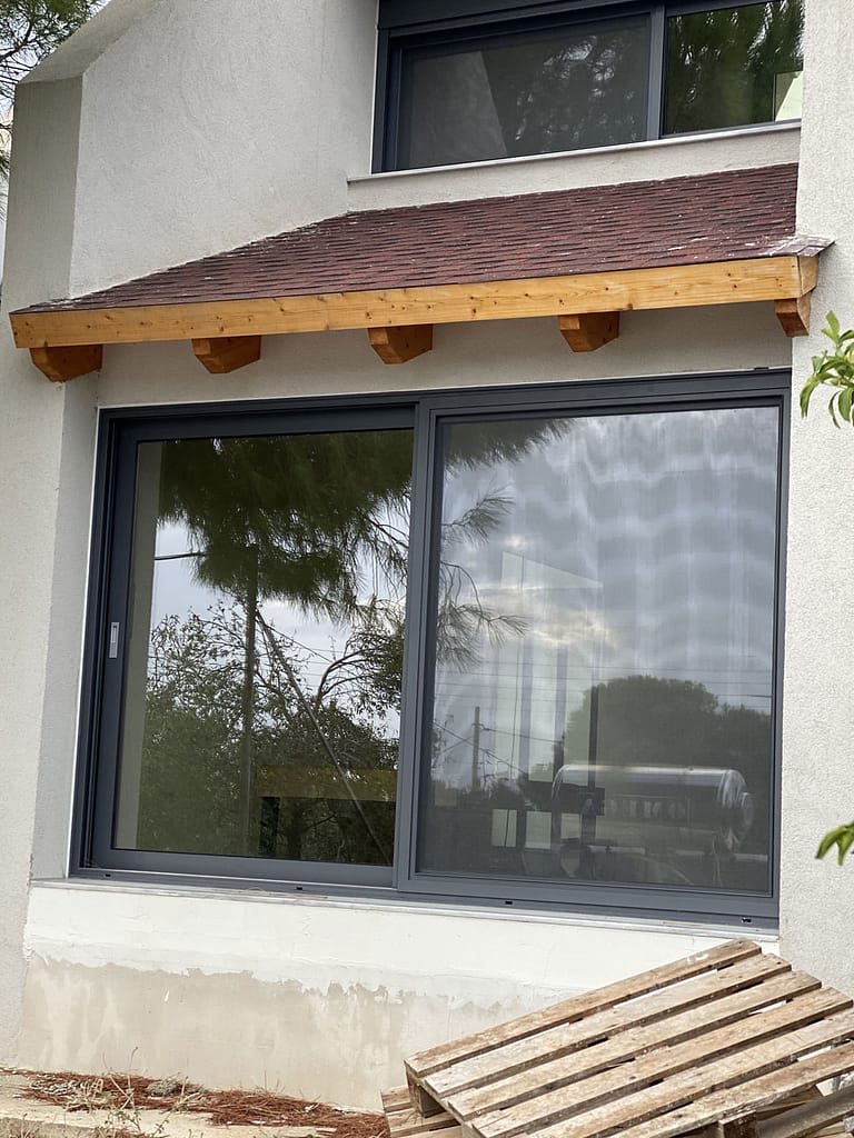 Monokatoikia Sto Lagonisi (9)