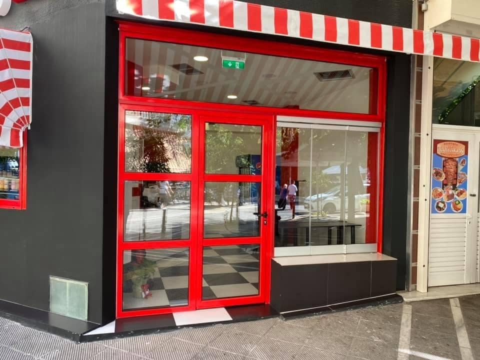 Koufomata Alouminiou Se Katastima Sto Pagkrati (2)